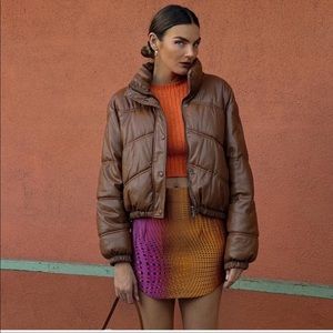 LAST 1 🔥 ZARA NWT CROPPED FAUX LEATHER PUFFER JACKET